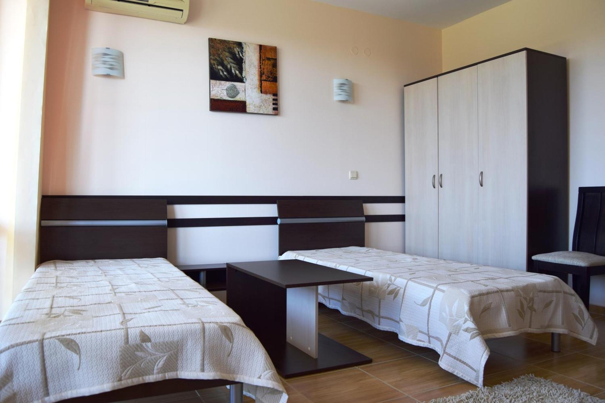 Bright Studio With Parking & Pool Sveti Vlas Exterior foto